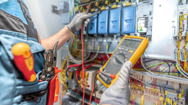 Best Electrician Near Me  in Fanning Springs, FL